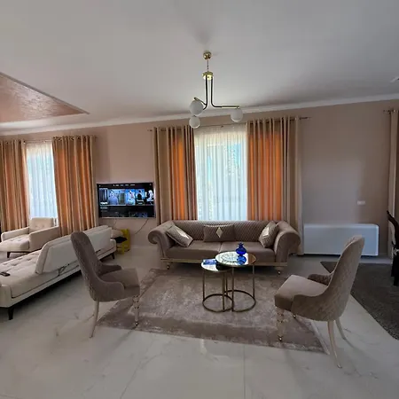 31 Ad Villa *