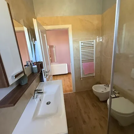 Villa 31 Ad *